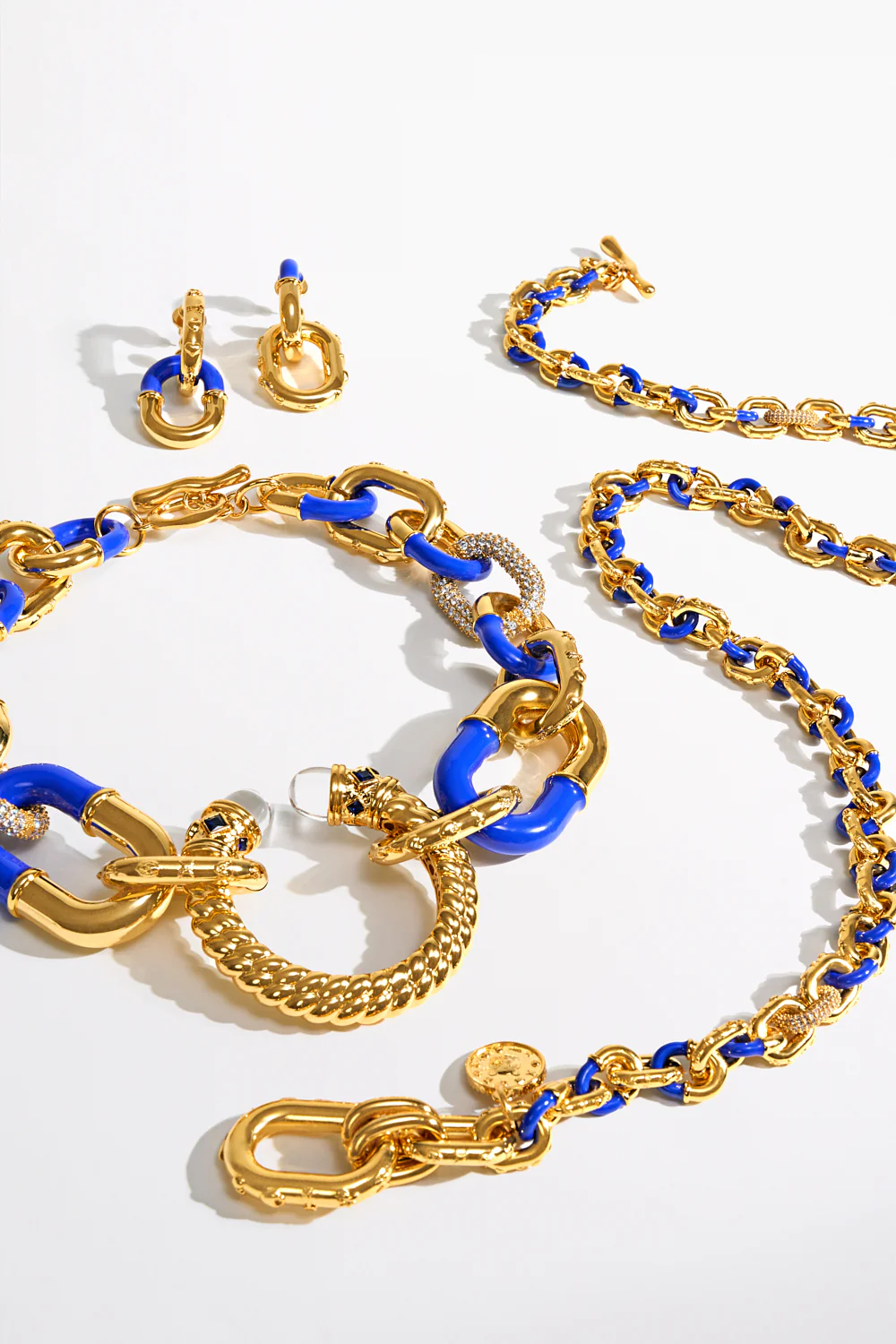 ARTISAN ARTILLERY EARRINGS GOLD - Image 3